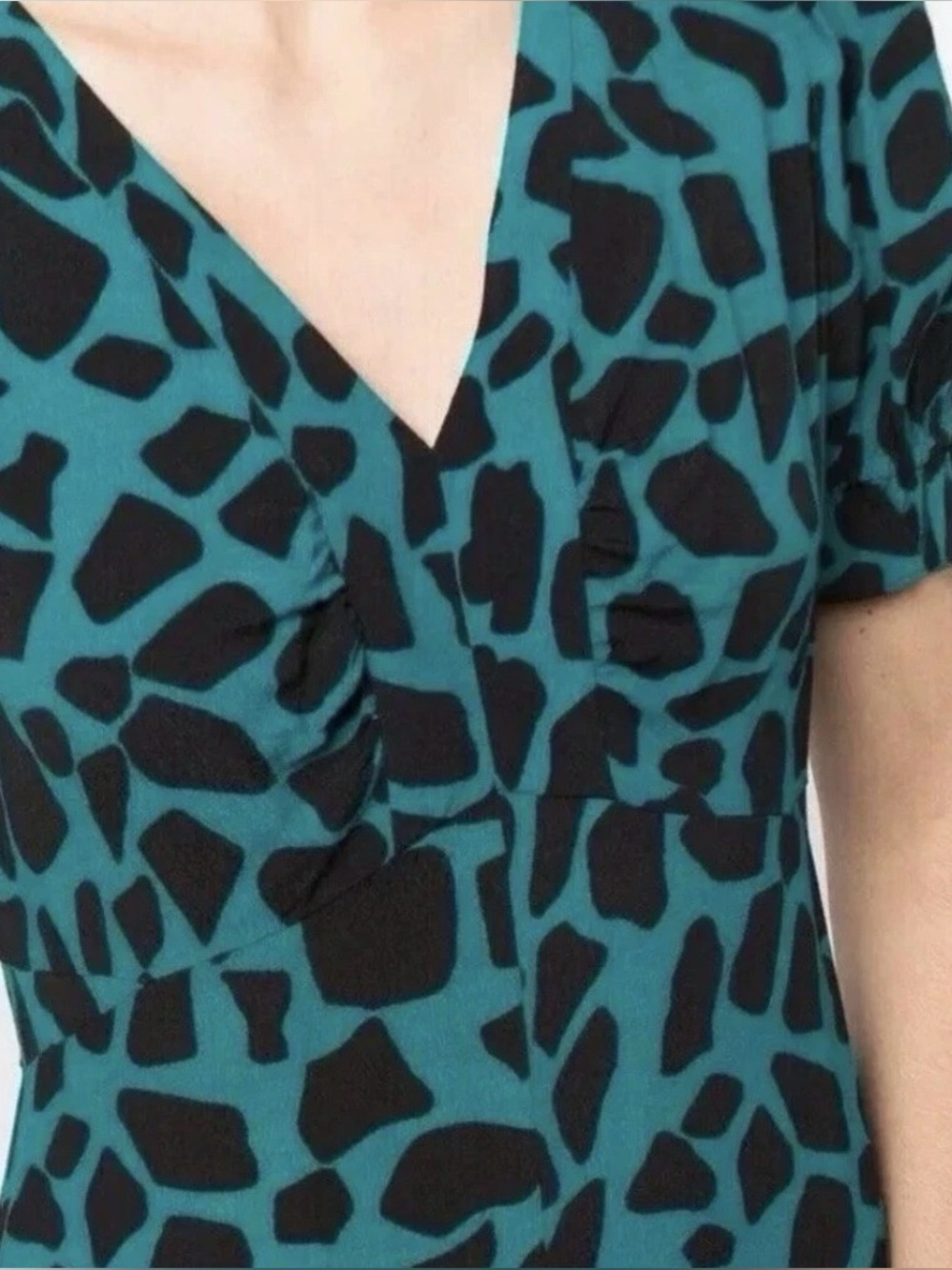 Diane Von Furstenberg DVF Alexis Giraffe Print Dress Sz 4 Puff Sleeve Teal Goth - Picture 4 of 15